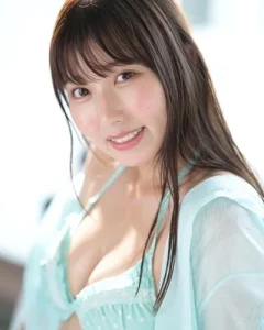 Miyu Aizawa (มิยุ ไอซาวะ)